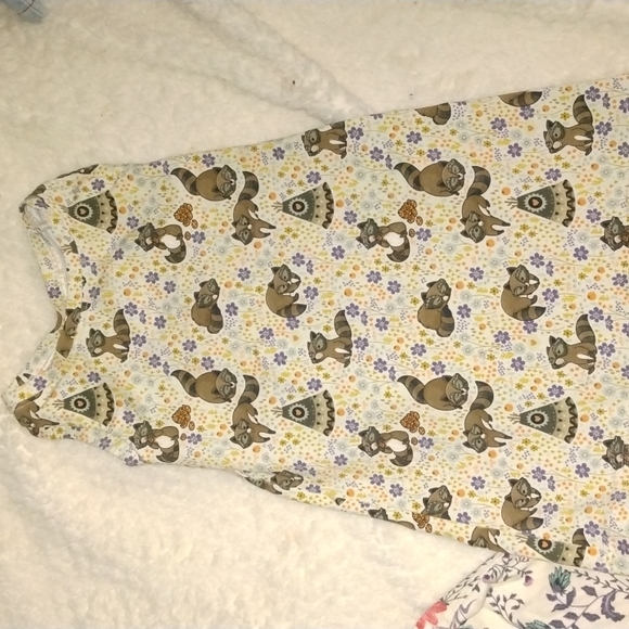 Gap dress flower pattern 3/4 sleeves size 3T and Disney dress nature pattern 3T - Picture 7 of 17